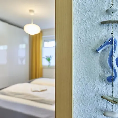52 3, Lindenweg 6 C Apartment *