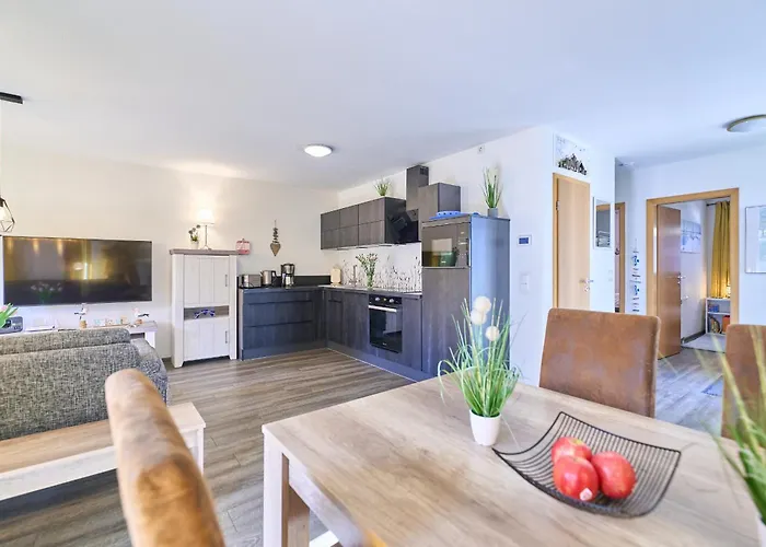 52 3, Lindenweg 6 C * Karlshagen